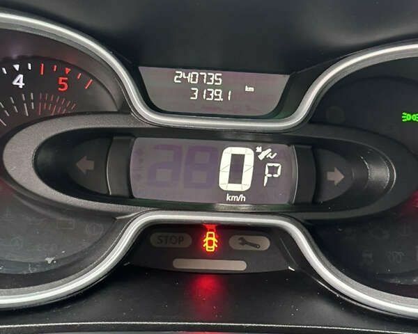Рено Трафик, объемом двигателя 4.25 л и пробегом 240 тыс. км за 20900 $, фото 14 на Automoto.ua