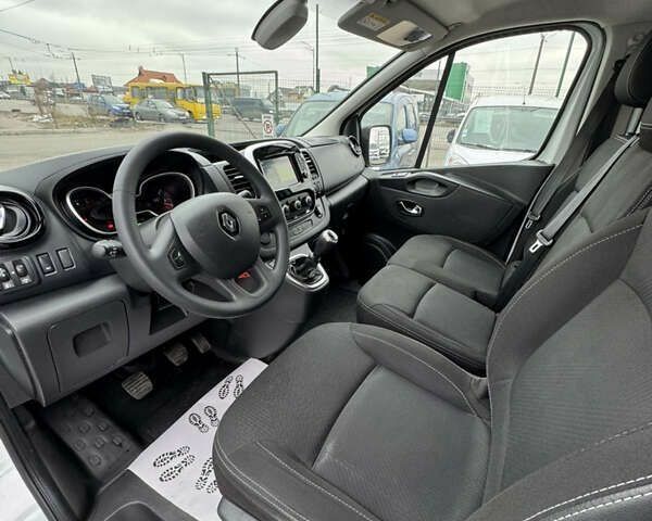 Рено Трафик, объемом двигателя 2 л и пробегом 186 тыс. км за 19200 $, фото 11 на Automoto.ua