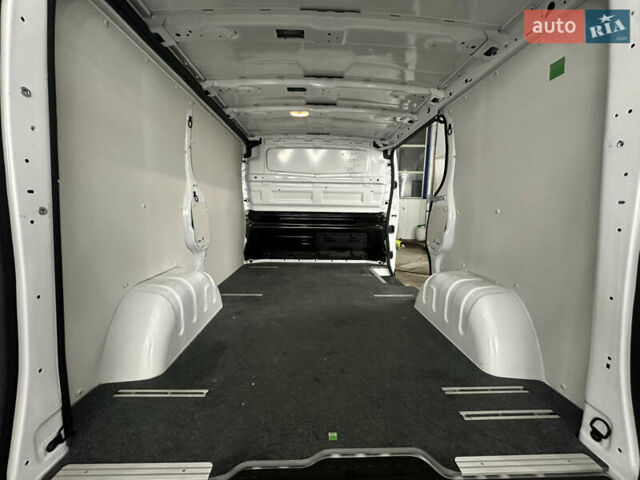 Рено Трафік, об'ємом двигуна 2 л та пробігом 26 тис. км за 21000 $, фото 24 на Automoto.ua