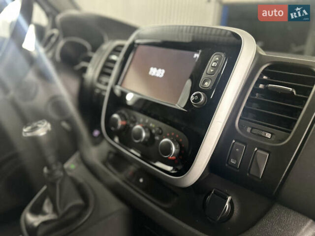 Рено Трафік, об'ємом двигуна 2 л та пробігом 26 тис. км за 21000 $, фото 10 на Automoto.ua
