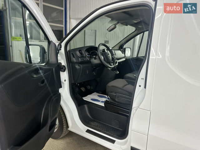 Рено Трафік, об'ємом двигуна 2 л та пробігом 26 тис. км за 21000 $, фото 13 на Automoto.ua