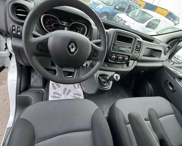 Рено Трафик, объемом двигателя 4.25 л и пробегом 151 тыс. км за 19900 $, фото 16 на Automoto.ua