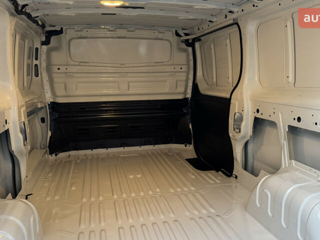 Рено Трафик, объемом двигателя 2 л и пробегом 0 тыс. км за 35692 $, фото 22 на Automoto.ua