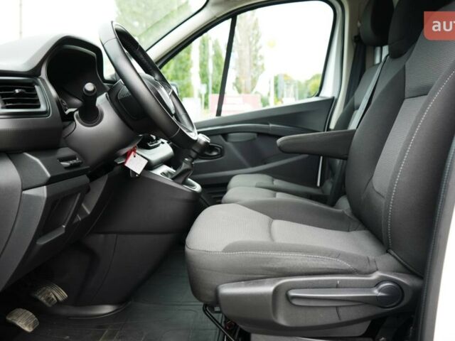 Рено Трафик, объемом двигателя 2 л и пробегом 0 тыс. км за 34000 $, фото 14 на Automoto.ua