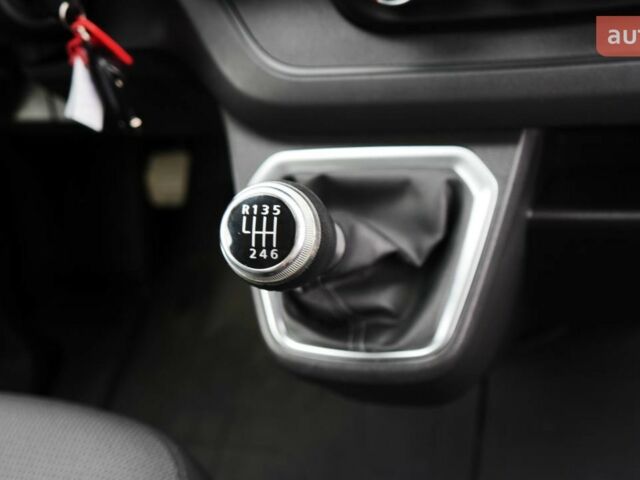 Рено Трафік, об'ємом двигуна 1.6 л та пробігом 0 тис. км за 34621 $, фото 20 на Automoto.ua