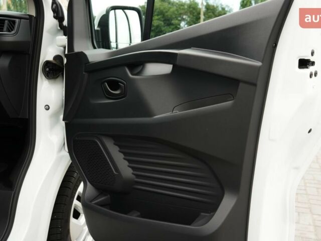 Рено Трафик, объемом двигателя 2 л и пробегом 0 тыс. км за 34000 $, фото 24 на Automoto.ua