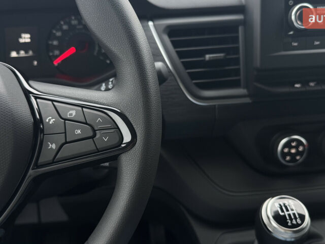 Рено Трафик, объемом двигателя 2 л и пробегом 0 тыс. км за 33619 $, фото 18 на Automoto.ua