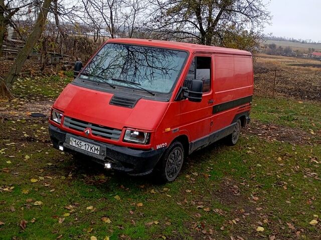 Рено Трафік, об'ємом двигуна 2.1 л та пробігом 250 тис. км за 1200 $, фото 2 на Automoto.ua