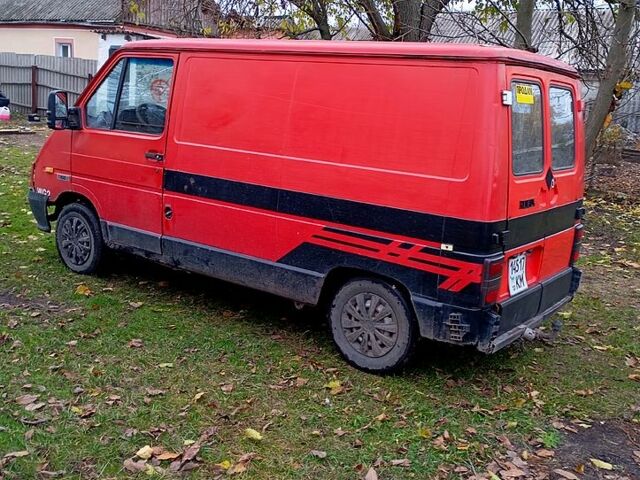 Рено Трафік, об'ємом двигуна 2.1 л та пробігом 250 тис. км за 1200 $, фото 3 на Automoto.ua