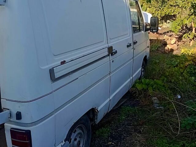 Рено Трафік, об'ємом двигуна 25 л та пробігом 0 тис. км за 1200 $, фото 2 на Automoto.ua