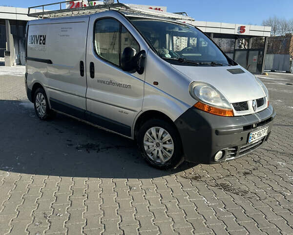Рено Трафик, объемом двигателя 1.9 л и пробегом 160 тыс. км за 6000 $, фото 1 на Automoto.ua