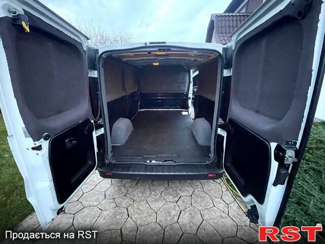 Рено Трафик, объемом двигателя 1.6 л и пробегом 182 тыс. км за 13950 $, фото 7 на Automoto.ua