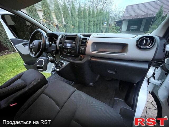 Рено Трафик, объемом двигателя 1.6 л и пробегом 182 тыс. км за 13950 $, фото 5 на Automoto.ua