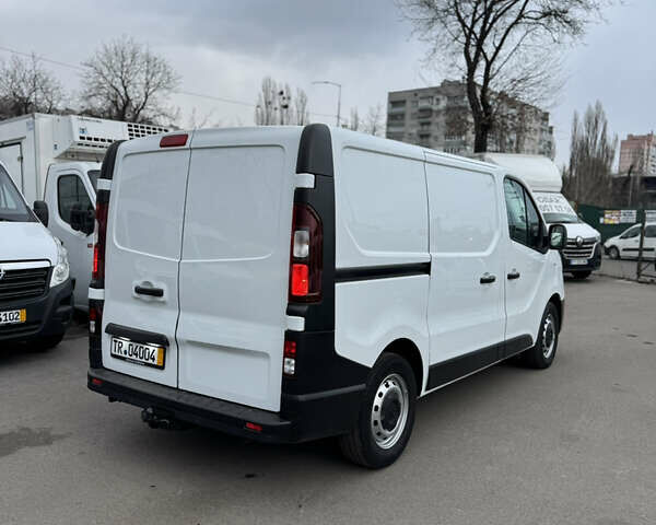 Рено Трафик, объемом двигателя 2 л и пробегом 97 тыс. км за 18900 $, фото 7 на Automoto.ua