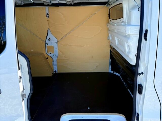 Рено Трафик, объемом двигателя 2 л и пробегом 157 тыс. км за 20800 $, фото 9 на Automoto.ua