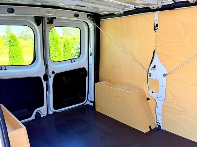 Рено Трафик, объемом двигателя 2 л и пробегом 157 тыс. км за 20800 $, фото 8 на Automoto.ua
