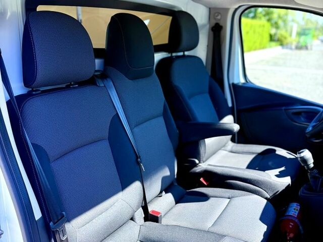 Рено Трафик, объемом двигателя 2 л и пробегом 157 тыс. км за 20800 $, фото 6 на Automoto.ua