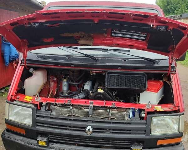 Рено Трафик, объемом двигателя 2.5 л и пробегом 360 тыс. км за 3100 $, фото 6 на Automoto.ua