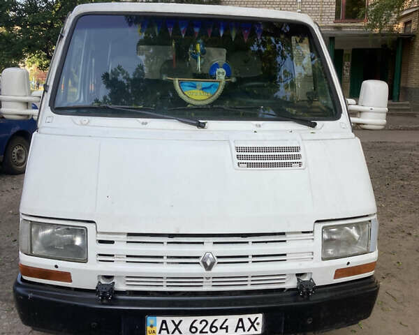 Рено Трафик, объемом двигателя 0 л и пробегом 280 тыс. км за 3200 $, фото 2 на Automoto.ua