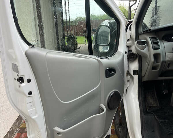 Рено Трафік, об'ємом двигуна 1.9 л та пробігом 431 тис. км за 6500 $, фото 10 на Automoto.ua