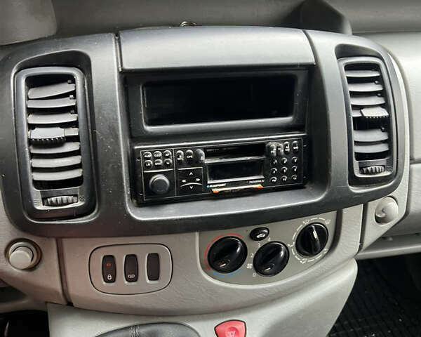 Рено Трафік, об'ємом двигуна 1.9 л та пробігом 431 тис. км за 6500 $, фото 13 на Automoto.ua