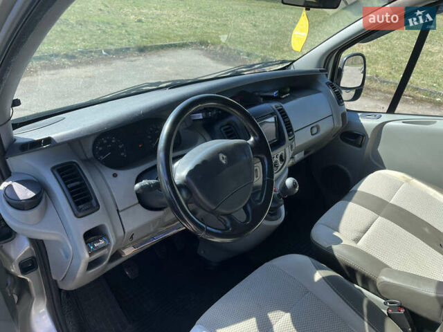 Рено Трафик, объемом двигателя 2 л и пробегом 259 тыс. км за 9342 $, фото 12 на Automoto.ua