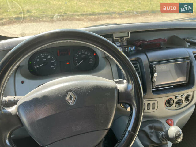 Рено Трафик, объемом двигателя 2 л и пробегом 259 тыс. км за 9342 $, фото 16 на Automoto.ua