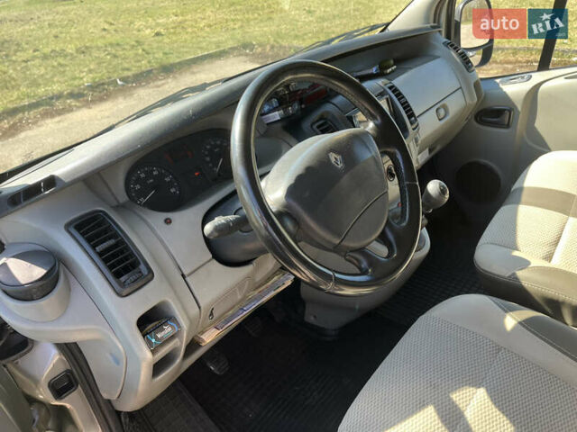 Рено Трафик, объемом двигателя 2 л и пробегом 259 тыс. км за 9342 $, фото 11 на Automoto.ua