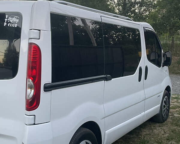 Рено Трафік, об'ємом двигуна 2 л та пробігом 368 тис. км за 7500 $, фото 2 на Automoto.ua