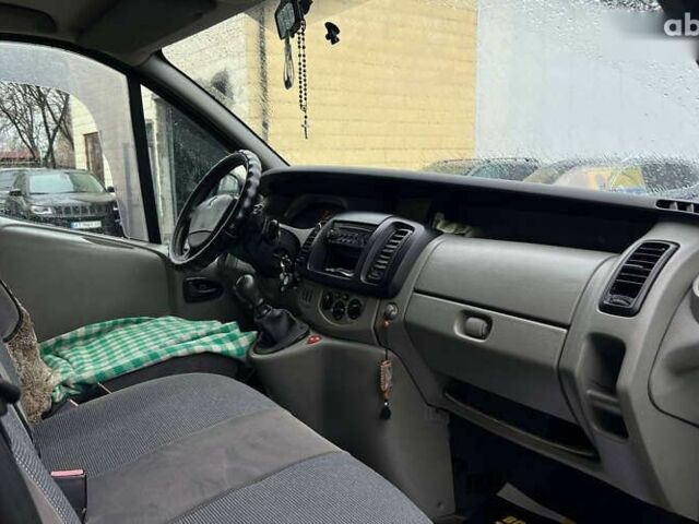 Рено Трафик, объемом двигателя 2 л и пробегом 320 тыс. км за 8899 $, фото 18 на Automoto.ua