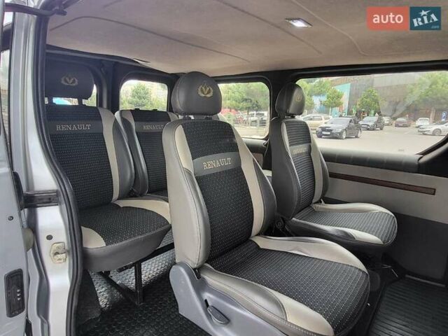 Рено Трафик 2010 в Одессе на Automoto.ua Рено Трафик, объемом двигателя 2 л и пробегом 191 тыс. км за 12000 $, фото 8 на Automoto.ua