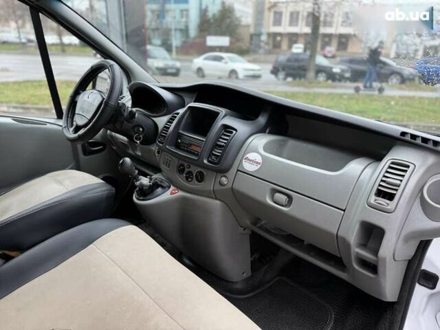 Рено Трафик, объемом двигателя 2 л и пробегом 385 тыс. км за 11000 $, фото 14 на Automoto.ua