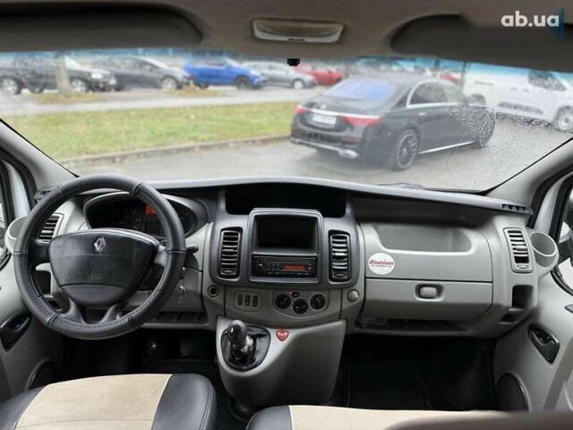 Рено Трафик, объемом двигателя 2 л и пробегом 385 тыс. км за 11000 $, фото 11 на Automoto.ua