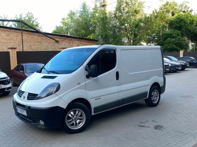 Рено Трафик, объемом двигателя 2.5 л и пробегом 355 тыс. км за 7300 $, фото 4 на Automoto.ua