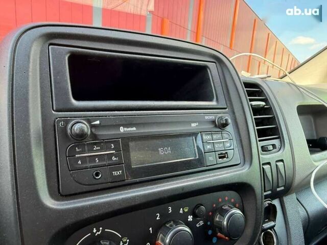 Рено Трафік, об'ємом двигуна 1.6 л та пробігом 266 тис. км за 11990 $, фото 20 на Automoto.ua