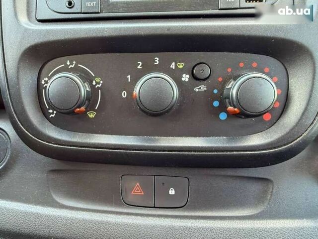 Рено Трафік, об'ємом двигуна 1.6 л та пробігом 266 тис. км за 11990 $, фото 15 на Automoto.ua