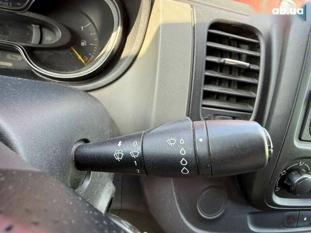 Рено Трафік, об'ємом двигуна 1.6 л та пробігом 266 тис. км за 11990 $, фото 16 на Automoto.ua