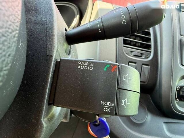 Рено Трафік, об'ємом двигуна 1.6 л та пробігом 266 тис. км за 11990 $, фото 17 на Automoto.ua