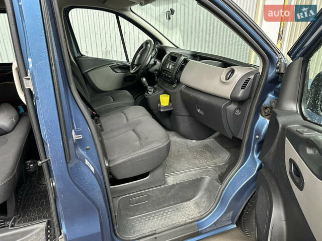 Рено Трафик, объемом двигателя 1.6 л и пробегом 280 тыс. км за 14500 $, фото 2 на Automoto.ua