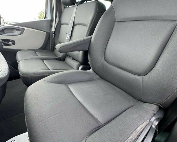 Рено Трафик, объемом двигателя 1.6 л и пробегом 178 тыс. км за 22500 $, фото 25 на Automoto.ua