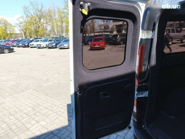 Рено Трафик, объемом двигателя 0 л и пробегом 155 тыс. км за 16450 $, фото 16 на Automoto.ua