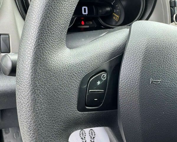 Рено Трафик, объемом двигателя 1.6 л и пробегом 178 тыс. км за 22500 $, фото 24 на Automoto.ua