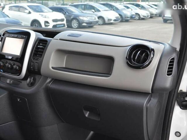 Рено Трафік, об'ємом двигуна 0 л та пробігом 234 тис. км за 16700 $, фото 26 на Automoto.ua