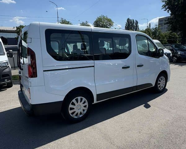 Рено Трафик, объемом двигателя 1.6 л и пробегом 203 тыс. км за 21700 $, фото 9 на Automoto.ua