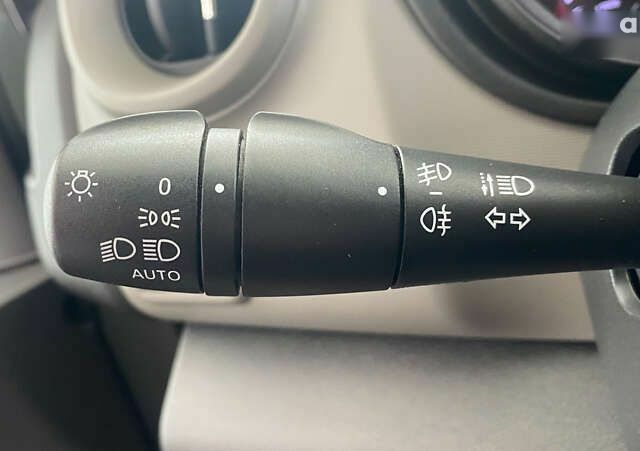 Рено Трафик, объемом двигателя 1.6 л и пробегом 98 тыс. км за 16450 $, фото 17 на Automoto.ua