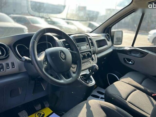 Рено Трафик, объемом двигателя 1.6 л и пробегом 360 тыс. км за 11900 $, фото 9 на Automoto.ua