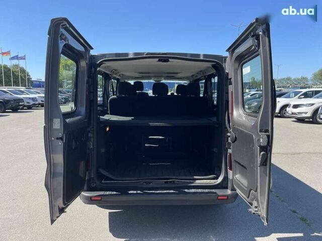 Рено Трафик, объемом двигателя 1.6 л и пробегом 167 тыс. км за 23000 $, фото 11 на Automoto.ua