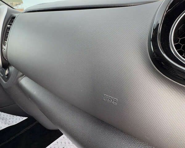 Рено Трафик, объемом двигателя 2 л и пробегом 203 тыс. км за 34900 $, фото 29 на Automoto.ua