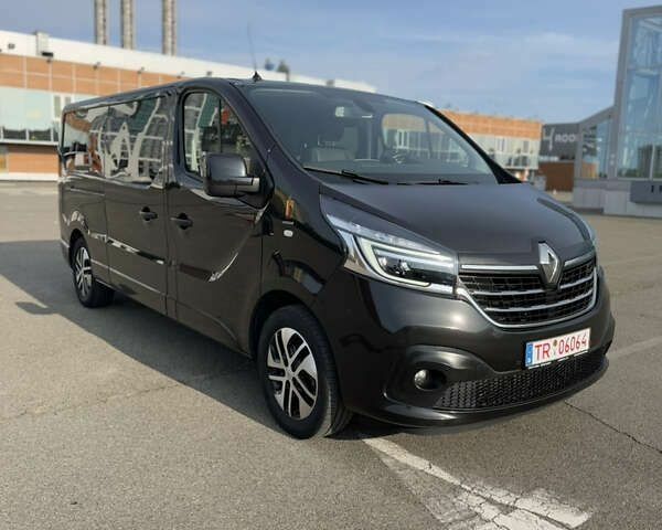 Рено Трафик, объемом двигателя 2 л и пробегом 203 тыс. км за 36200 $, фото 10 на Automoto.ua