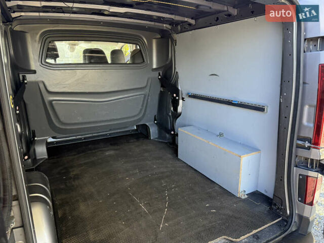 Рено Трафик, объемом двигателя 1.6 л и пробегом 225 тыс. км за 18500 $, фото 13 на Automoto.ua